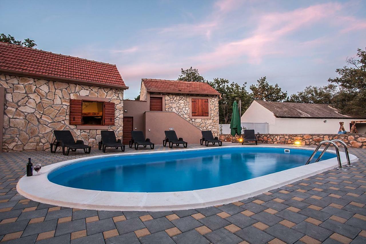 Villa Viktorija Galovac  Εξωτερικό φωτογραφία